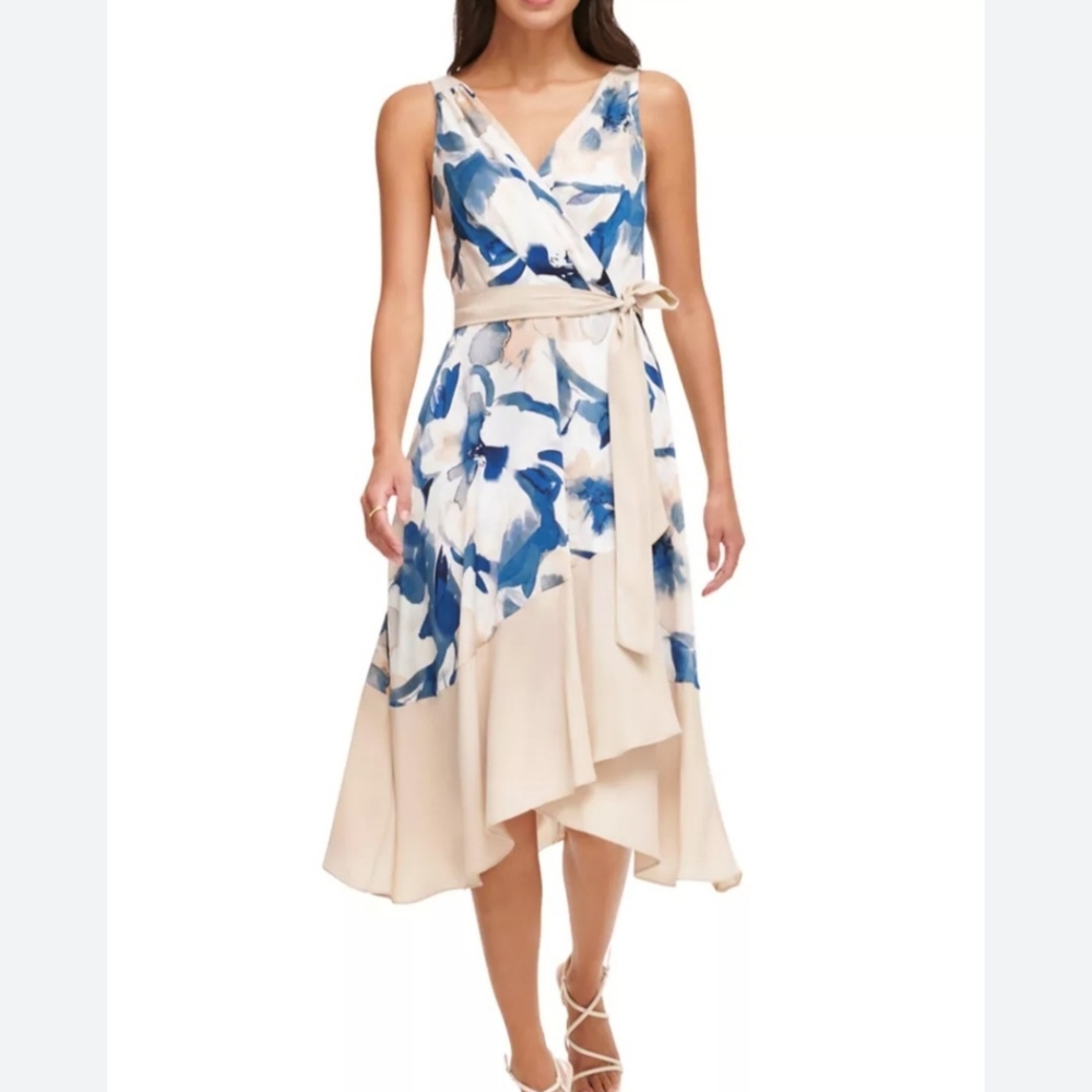 NWT DKNY Women's Sleeveless V-Neck Tie-Waist
Dress